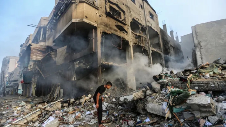 Amidst the Israeli siege, the WHO warns that disease might kill more people in Gaza than bombs.