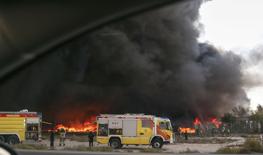A large fire started in the Jebel Ali neighborhood of Dubai