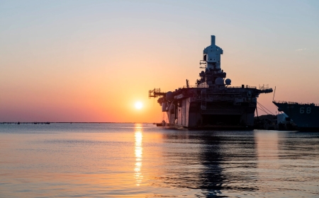 To combat Houthi attacks in the Red Sea, the US has announced a 10-nation force