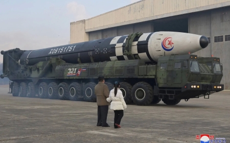 North Korea, Kim threatens a "nuclear attack."