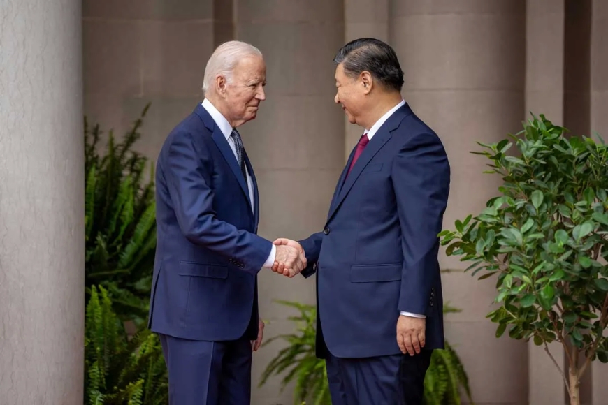 First discussions between the US and China in over a year