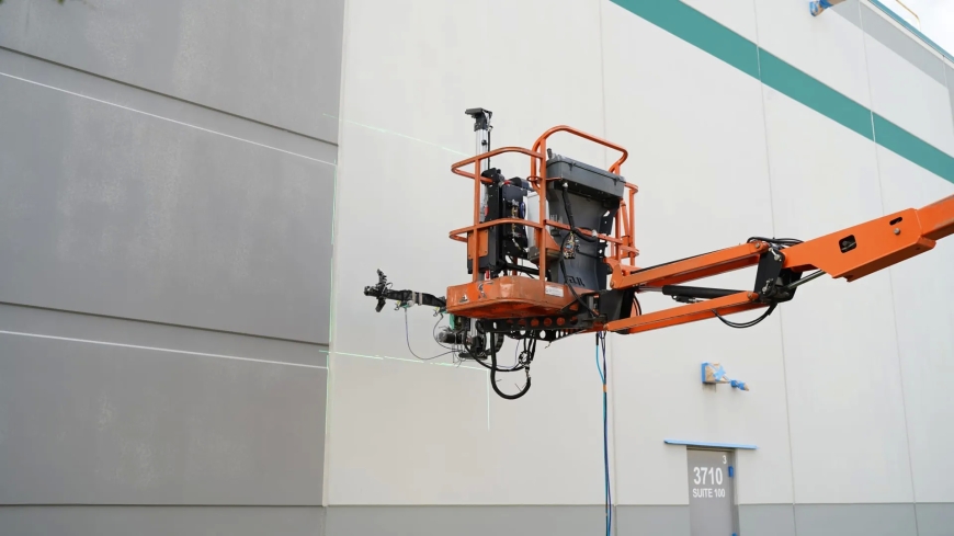 Large industrial robots are being built by PaintJet