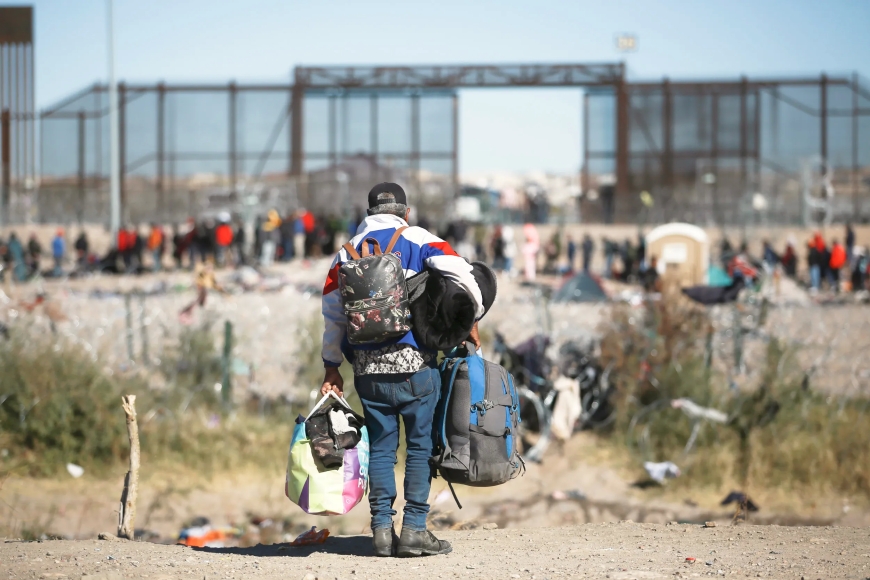 Border camp is cleared by Mexican officials