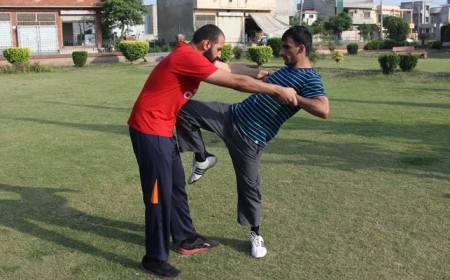 Bodla, a Pakistani martial artist, broke the 14th Guinness World Record.