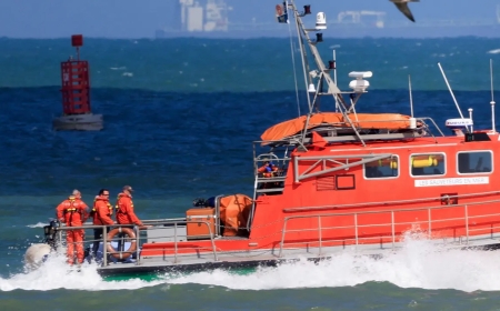 A minor boat mishap results in one death and two missing.