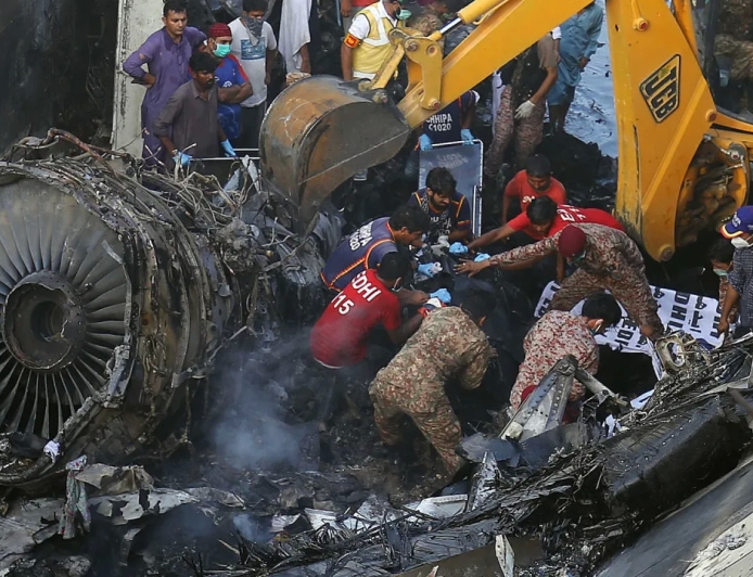 Investigation Report Reveals Human Error as Cause of PIA Airbus A320 Crash