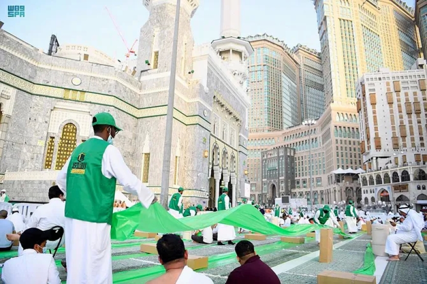 The Grand Mosque in Mecca's Iftar regulations are outlined by Saudi Arabia