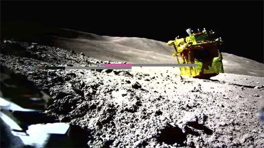 Japan's lunar lander responds to an Earth transmission